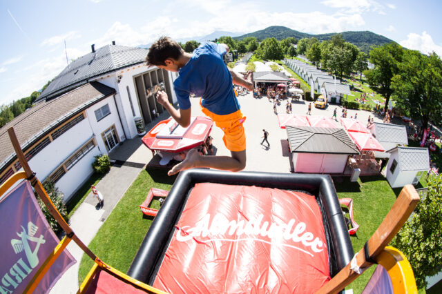Almdudler Air2 Bag Airpatrol 7