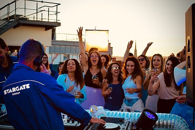 Ab0b045a b219 4b24 bb2e a815eafa2498