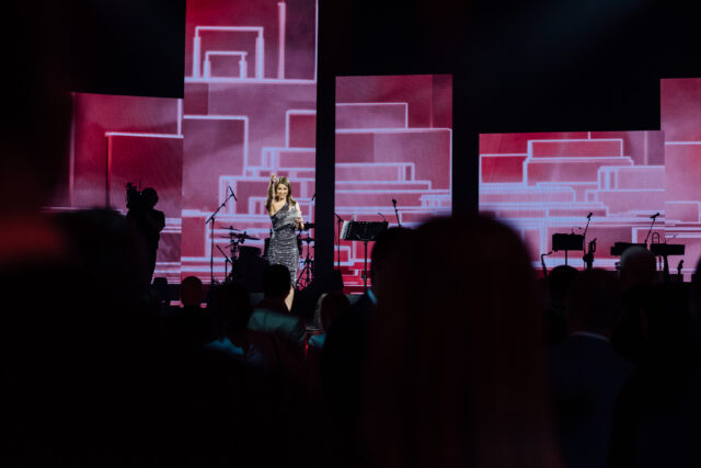 Wienerberger 200 J 230155 Optical Engineers 318 DWP 9411 full