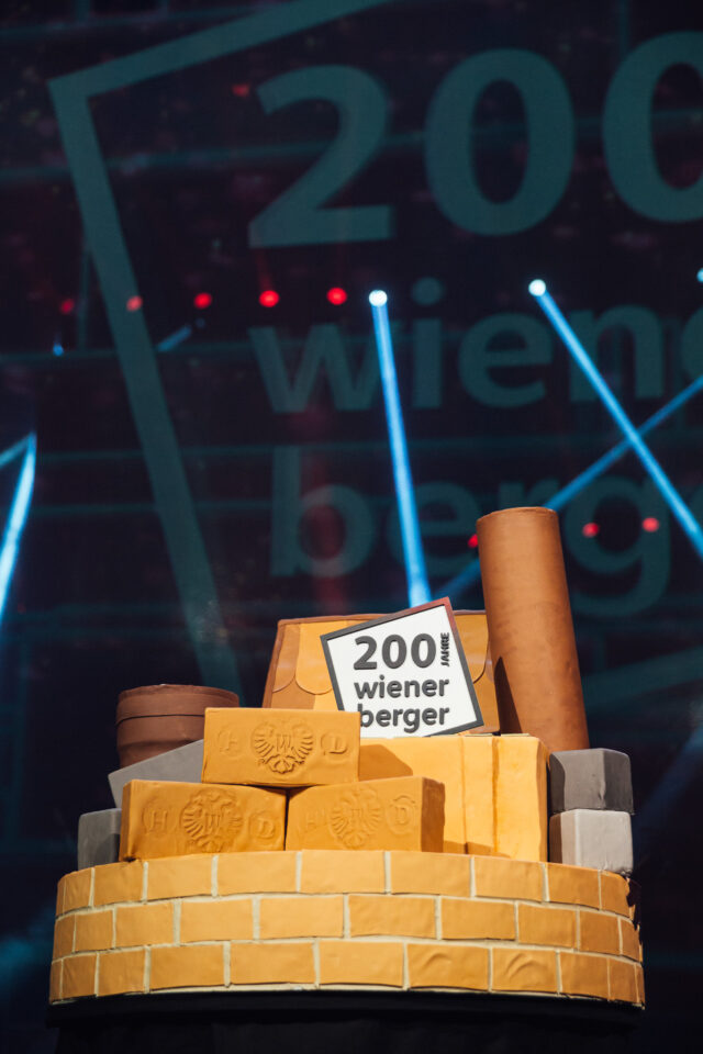 211149 Optical Engineers SC 251 1679 web